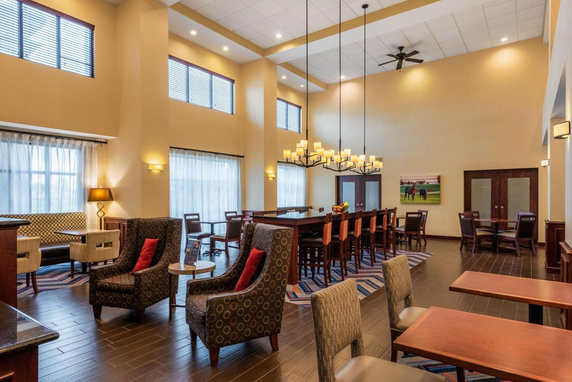Hampton Inn & Suites Hopkinsville Eksteriør billede